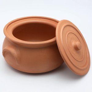 Hakan Handmade Clay Pot with Lid, Natural Unglazed Terracotta, Large, 7.6 Quarts